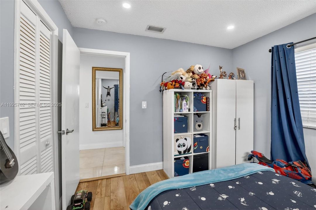 : $457,500 (3 спален, 2 ванн, 1186 Квадратных фут)