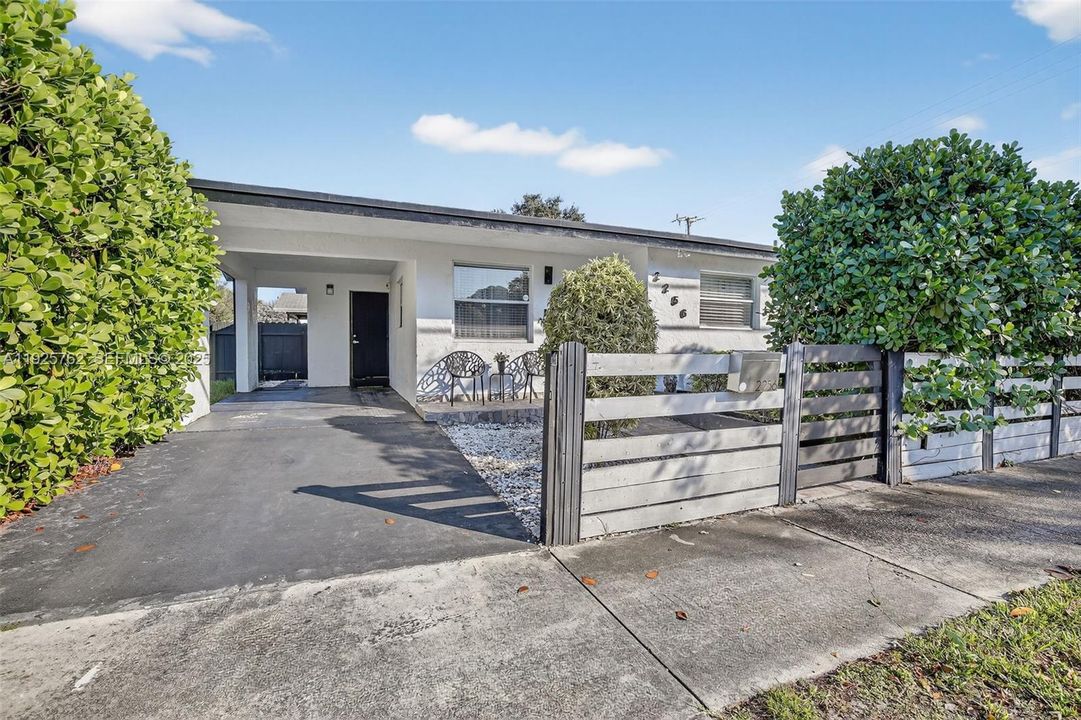 : $457,500 (3 спален, 2 ванн, 1186 Квадратных фут)