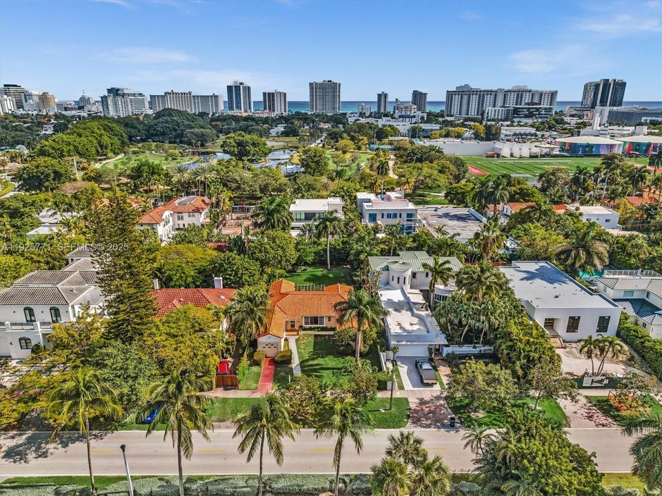 В аренду: $5,500 (3 спален, 3 ванн, 2363 Квадратных фут)