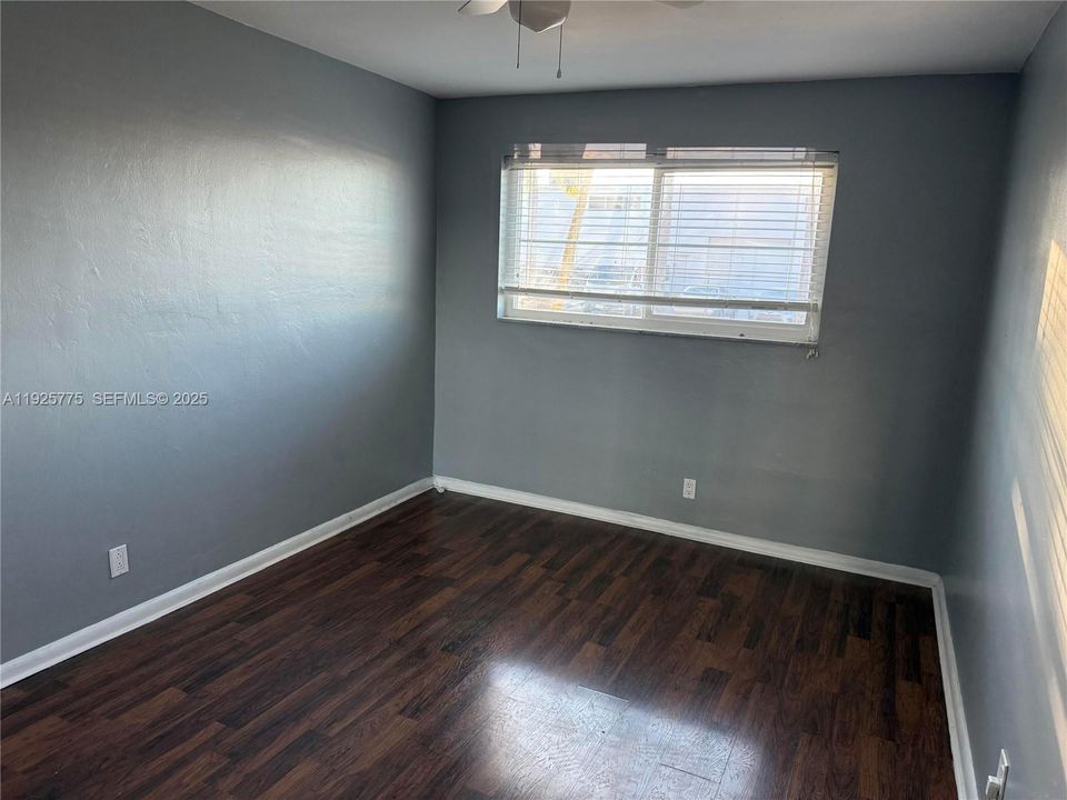 En Renta: $1,680 (2 camas, 1 baños, 800 Pies cuadrados)