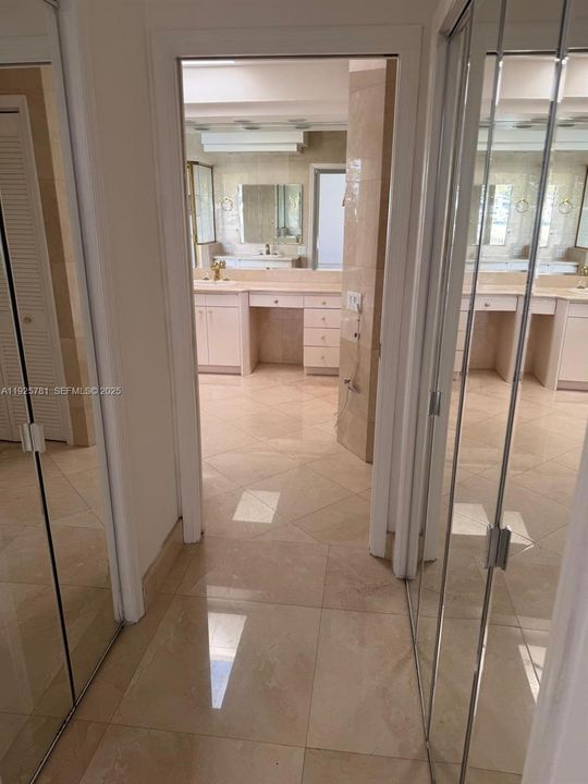 В аренду: $9,999 (4 спален, 3 ванн, 2123 Квадратных фут)