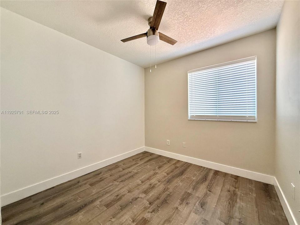 En Venta: $760,000 (3 camas, 2 baños, 1760 Pies cuadrados)