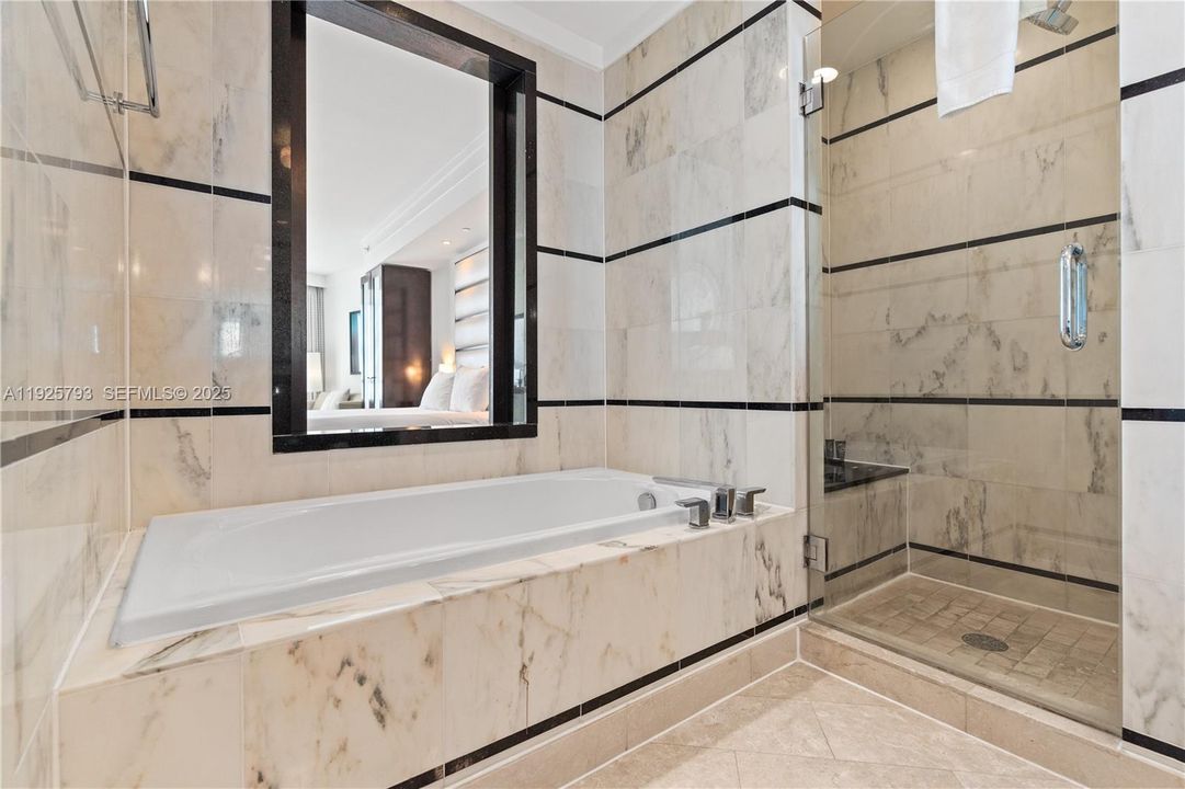 待售: $979,000 (0 贝兹, 1 浴室, 538 平方英尺)