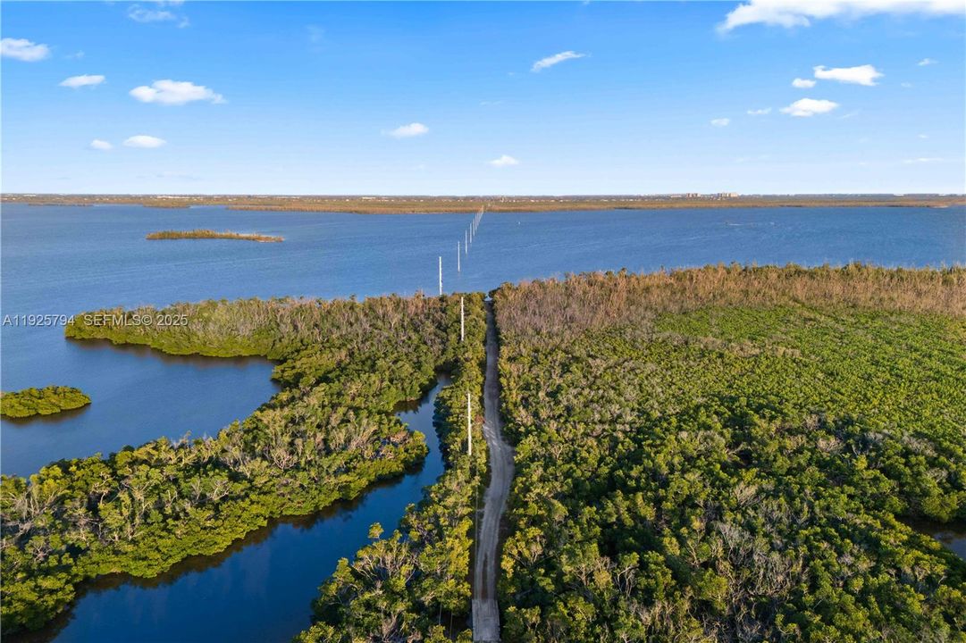 待售: $998,888 (2 贝兹, 2 浴室, 0 平方英尺)