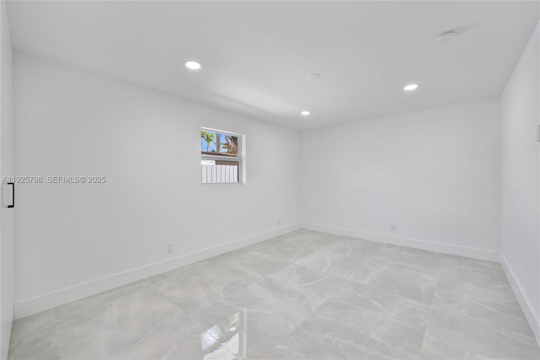 На продажу: $1,200,000 (3 спален, 3 ванн, 2029 Квадратных фут)