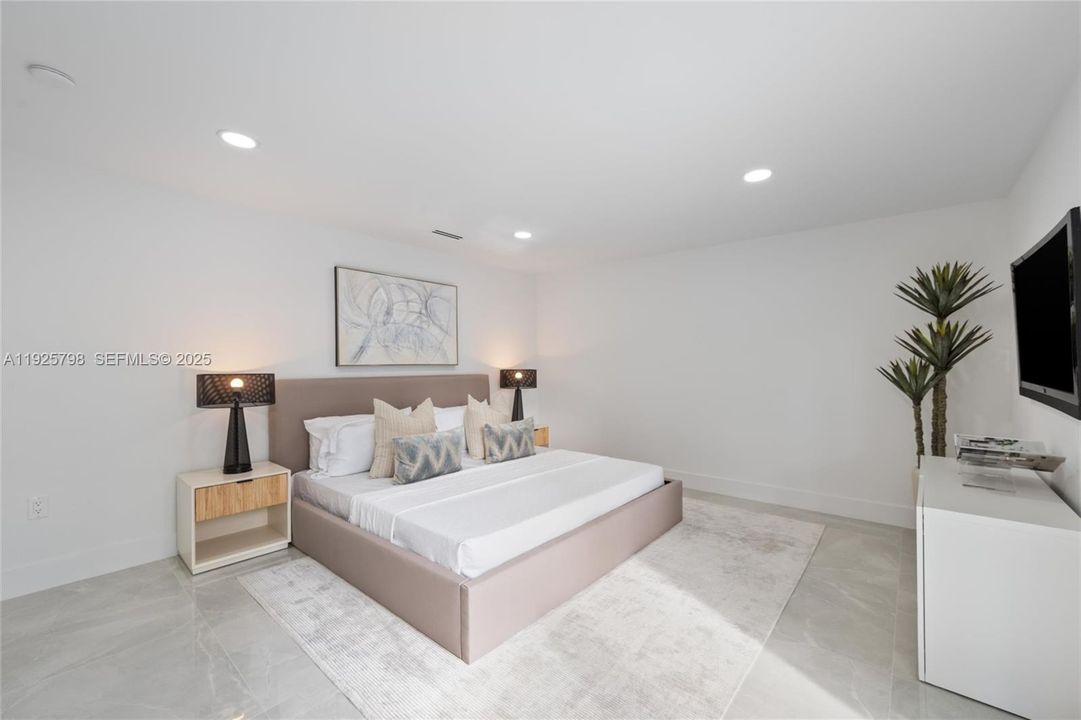 На продажу: $1,200,000 (3 спален, 3 ванн, 2029 Квадратных фут)