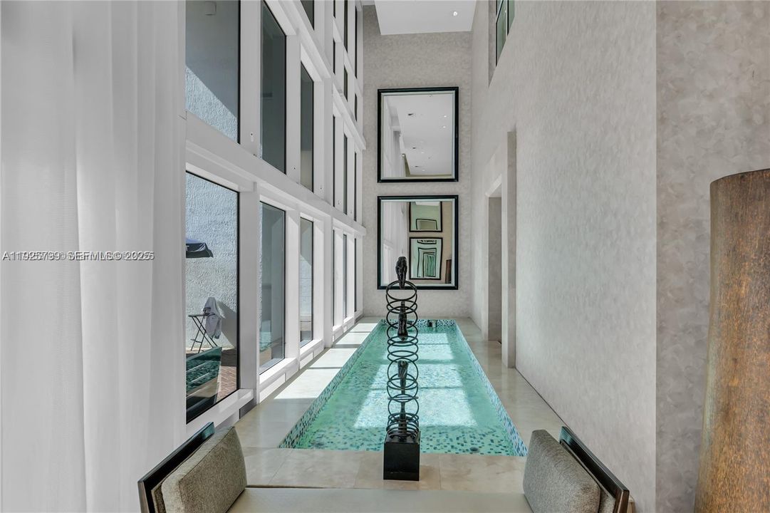 待售: $425,000 (2 贝兹, 1 浴室, 999 平方英尺)