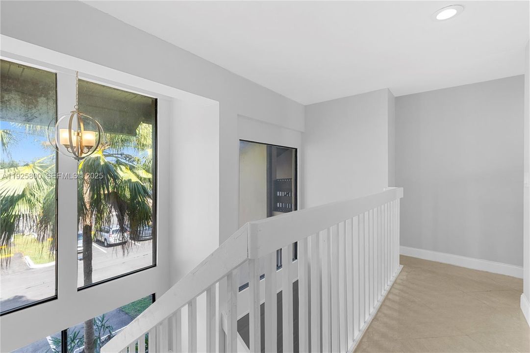 En Venta: $429,000 (3 camas, 2 baños, 1840 Pies cuadrados)