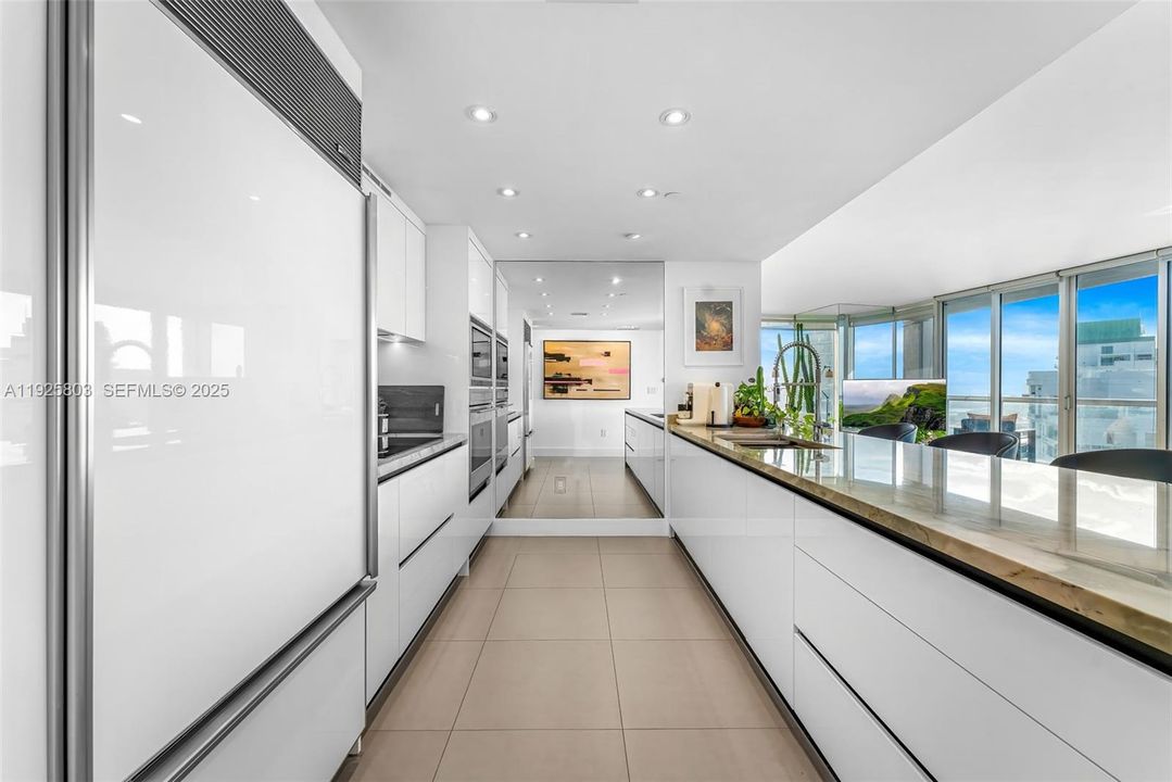 For Sale: $2,200,000 (3 beds, 2 baths, 1825 Square Feet)