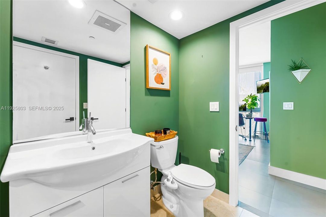 For Sale: $2,200,000 (3 beds, 2 baths, 1825 Square Feet)