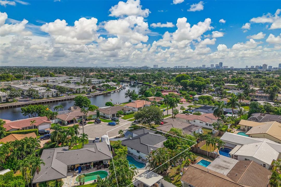 На продажу: $880,000 (3 спален, 2 ванн, 1870 Квадратных фут)