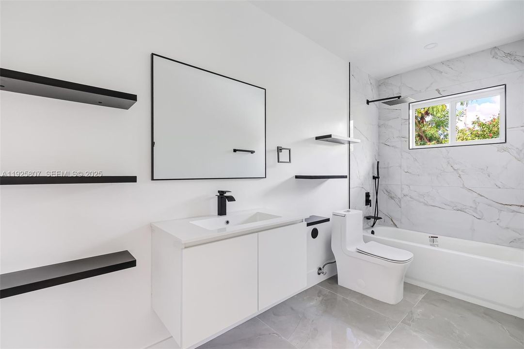 На продажу: $880,000 (3 спален, 2 ванн, 1870 Квадратных фут)