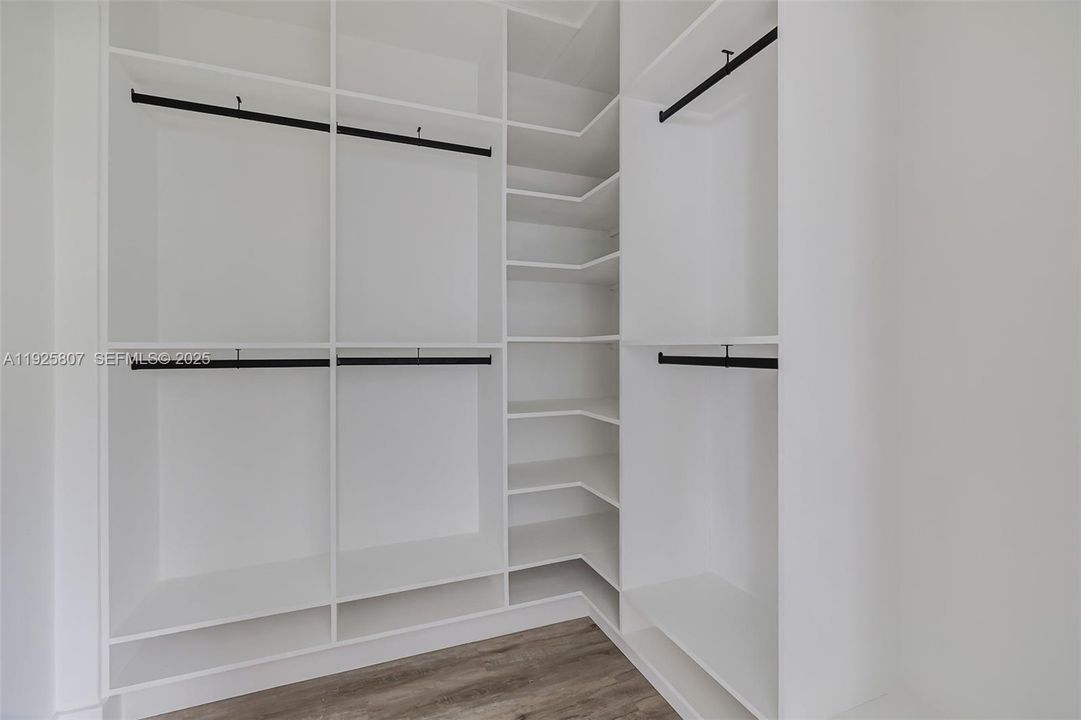 На продажу: $880,000 (3 спален, 2 ванн, 1870 Квадратных фут)