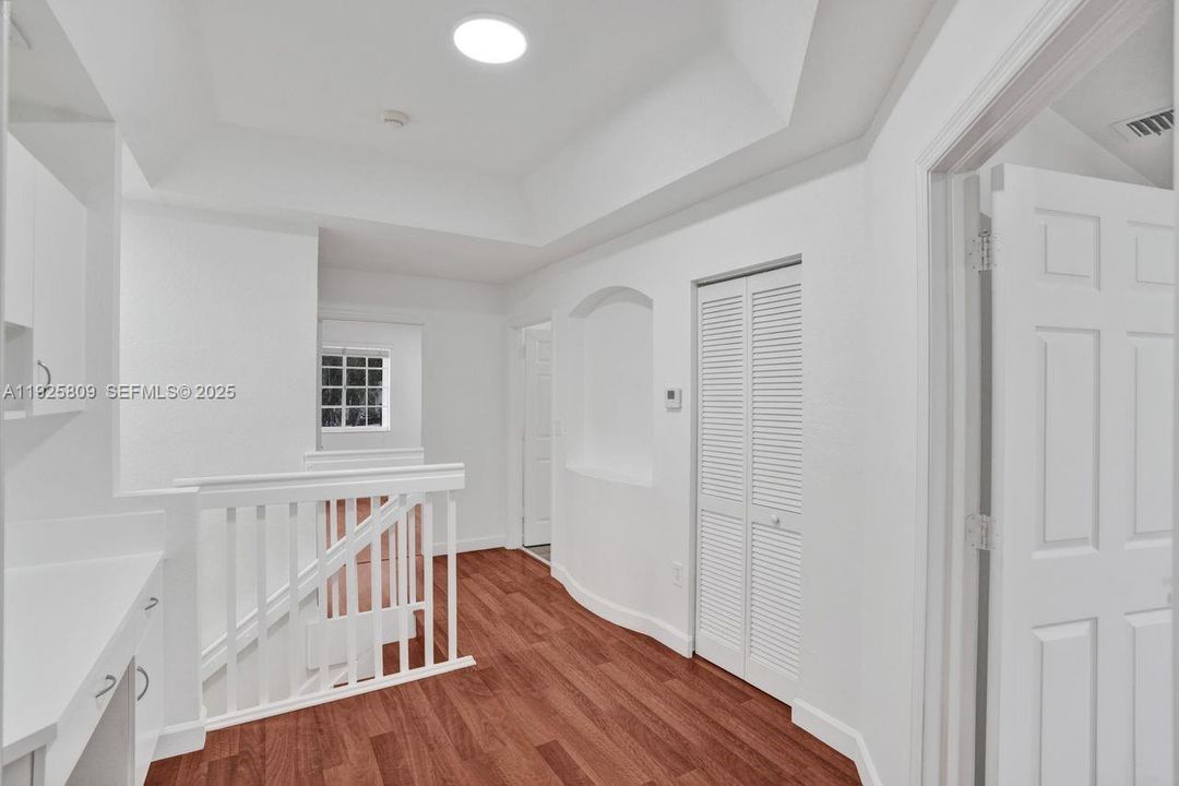 For Sale: $940,000 (4 beds, 2 baths, 2105 Square Feet)