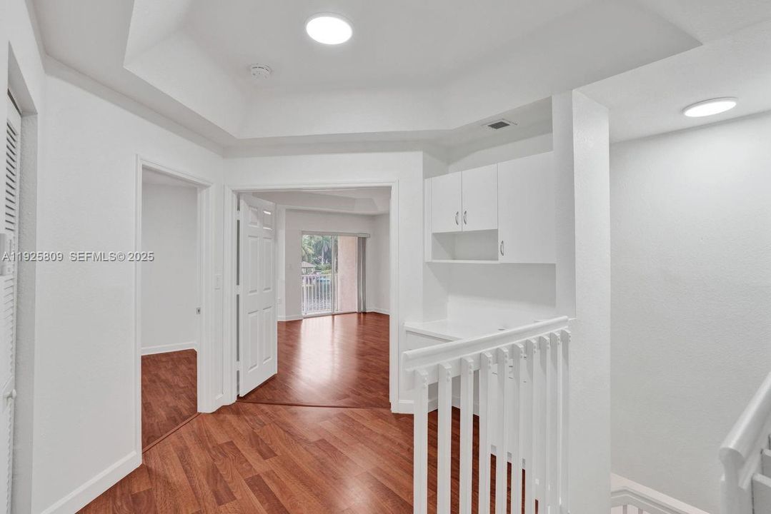 For Sale: $940,000 (4 beds, 2 baths, 2105 Square Feet)