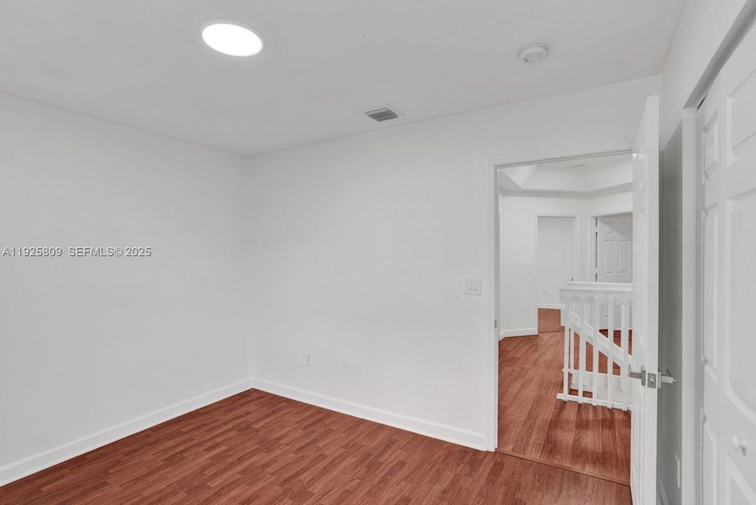 For Sale: $940,000 (4 beds, 2 baths, 2105 Square Feet)