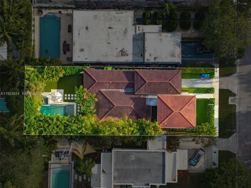 На продажу: $3,100,000 (5 спален, 4 ванн, 3178 Квадратных фут)