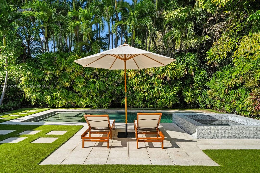 En Venta: $3,100,000 (5 camas, 4 baños, 3178 Pies cuadrados)