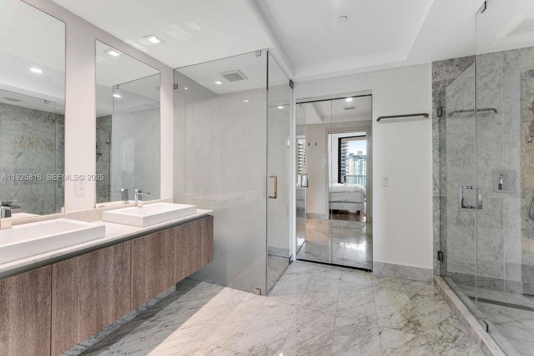 For Rent: $8,190 (3 beds, 3 baths, 1334 Square Feet)