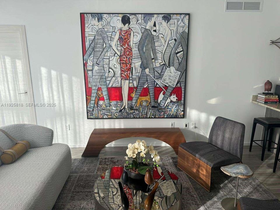 For Rent: $8,190 (3 beds, 3 baths, 1334 Square Feet)