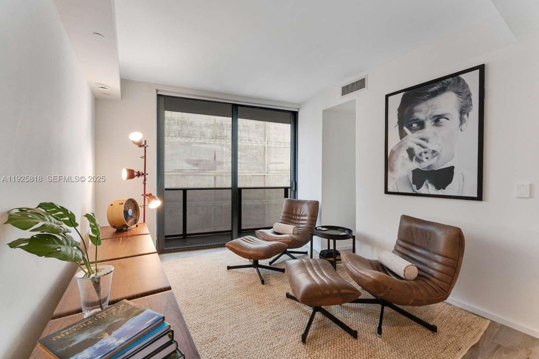 For Rent: $8,190 (3 beds, 3 baths, 1334 Square Feet)