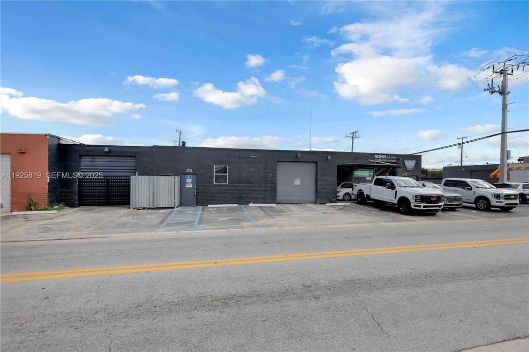 For Rent: $18 (0 beds, 0 baths, 0 Square Feet)