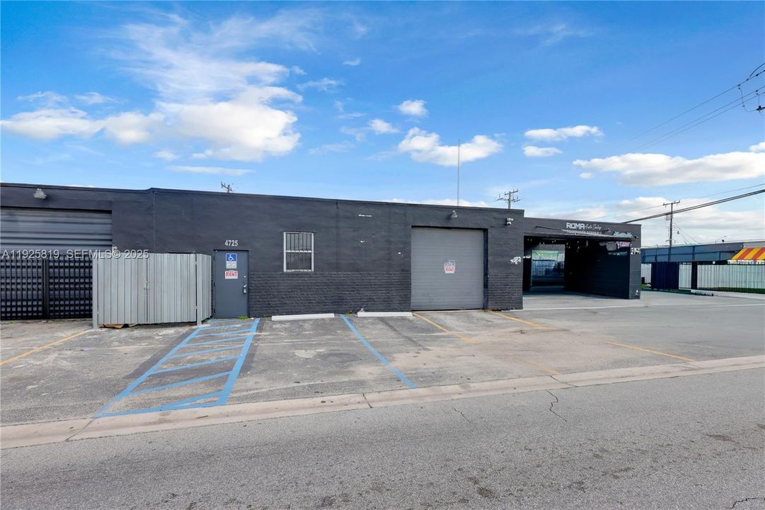 For Rent: $18 (0 beds, 0 baths, 0 Square Feet)