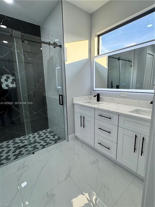 На продажу: $369,000 (3 спален, 2 ванн, 1531 Квадратных фут)