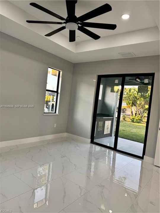 На продажу: $369,000 (3 спален, 2 ванн, 1531 Квадратных фут)