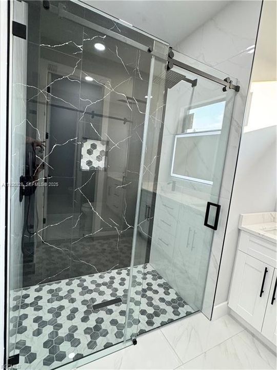 На продажу: $369,000 (3 спален, 2 ванн, 1531 Квадратных фут)