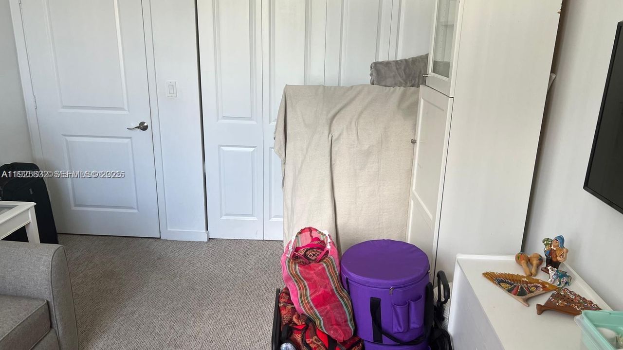 待售: $589,000 (3 贝兹, 2 浴室, 1320 平方英尺)