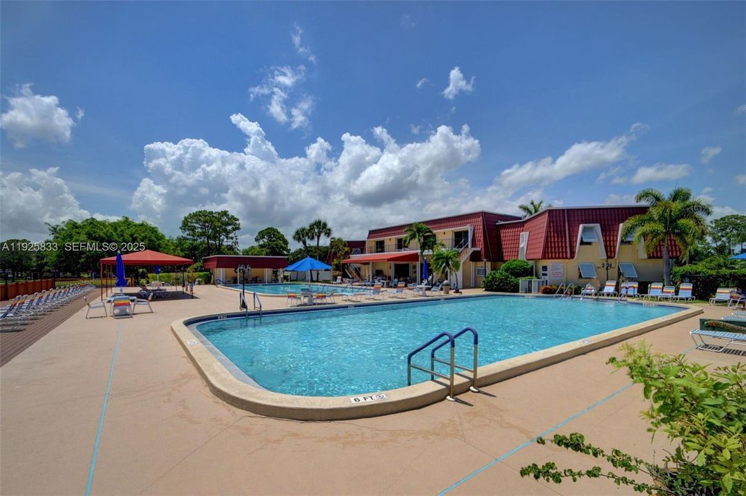 待售: $245,000 (2 贝兹, 2 浴室, 1447 平方英尺)