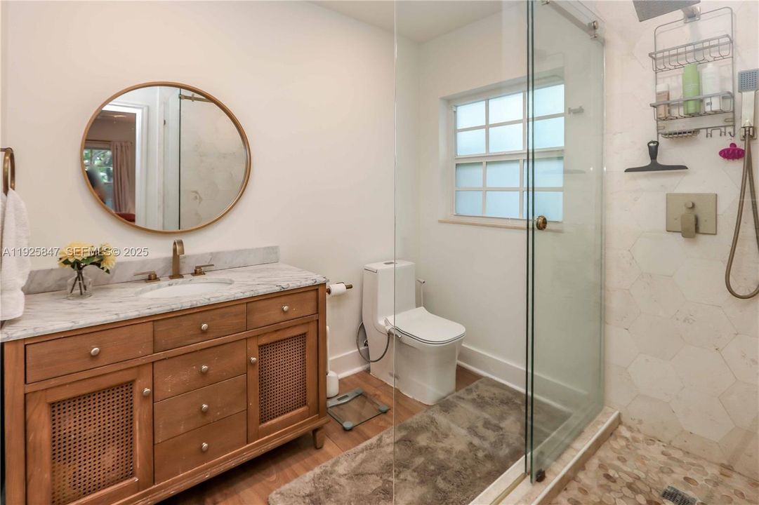 En Venta: $990,000 (2 camas, 2 baños, 1464 Pies cuadrados)