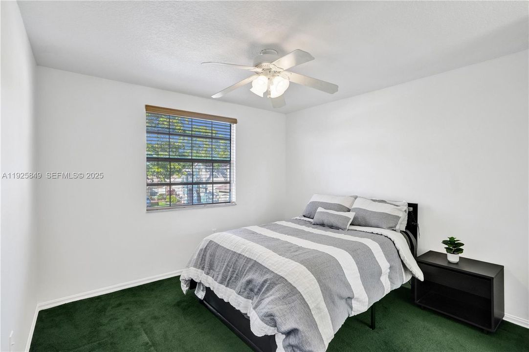 For Sale: $495,000 (3 beds, 2 baths, 1476 Square Feet)