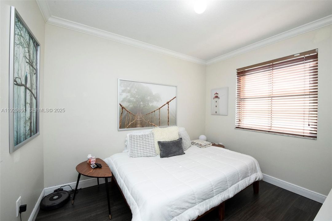 For Rent: $2,900 (3 beds, 2 baths, 1464 Square Feet)