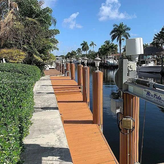 待售: $899,900 (2 贝兹, 2 浴室, 1770 平方英尺)