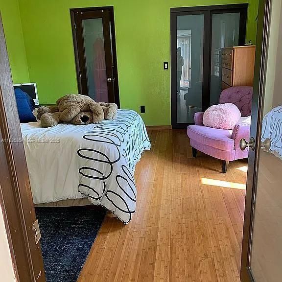 待售: $899,900 (2 贝兹, 2 浴室, 1770 平方英尺)