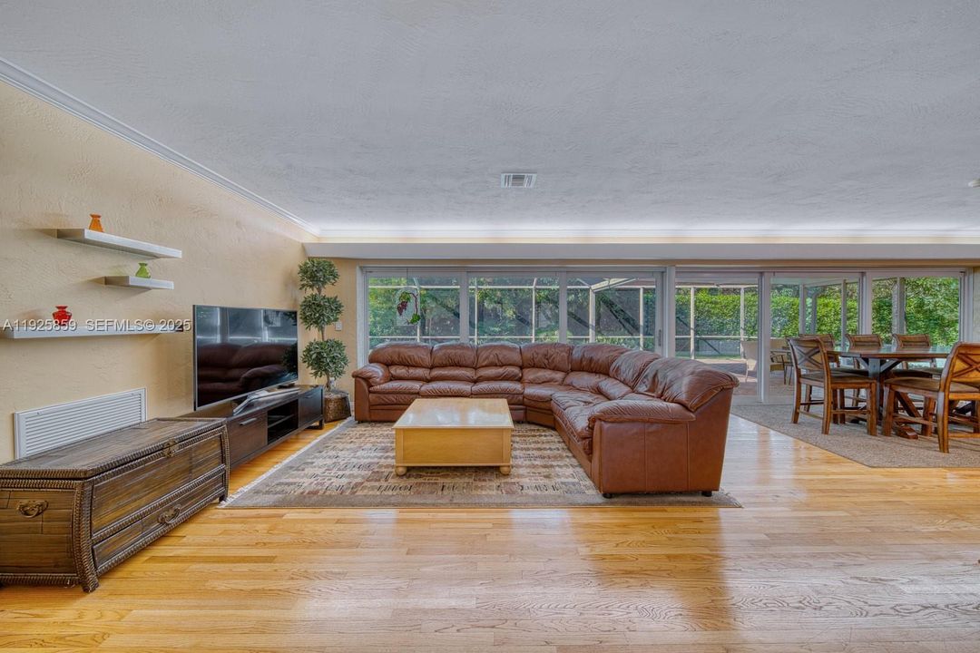 待售: $1,499,000 (3 贝兹, 2 浴室, 2050 平方英尺)