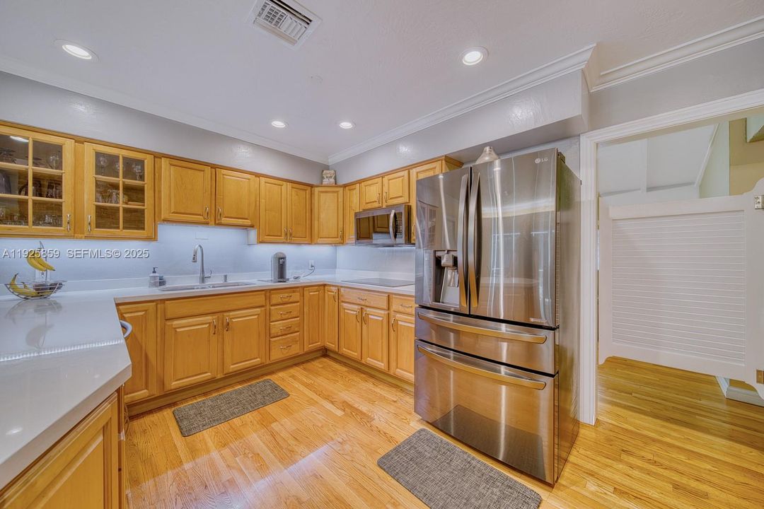 待售: $1,499,000 (3 贝兹, 2 浴室, 2050 平方英尺)