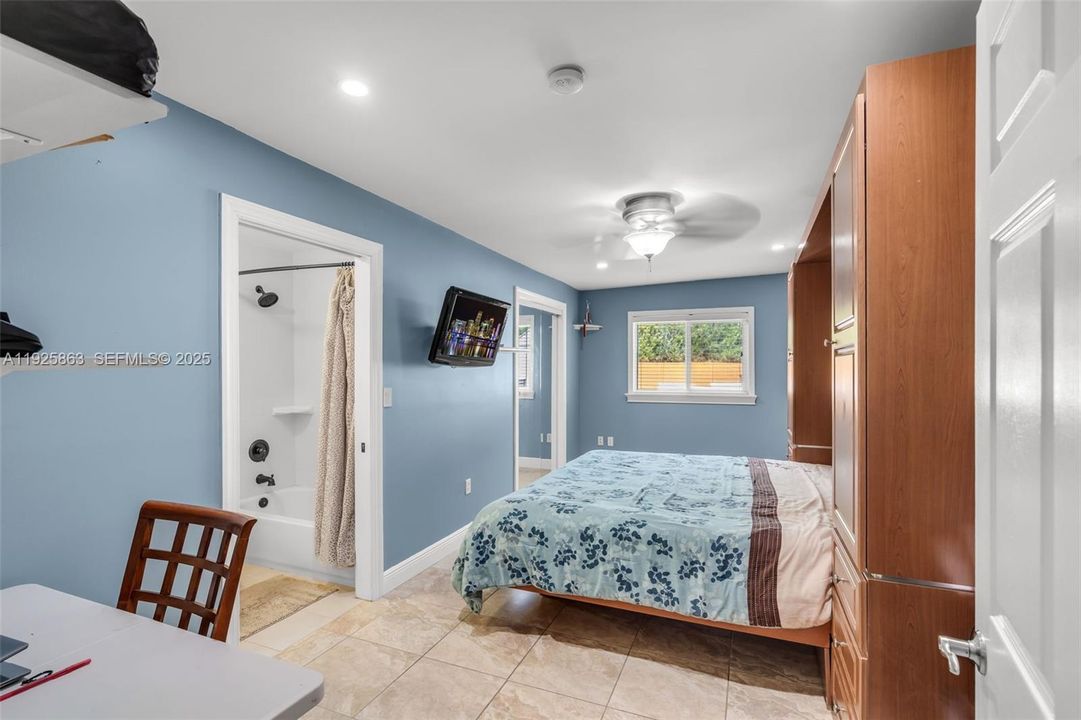 For Sale: $1,575,000 (4 beds, 3 baths, 3135 Square Feet)