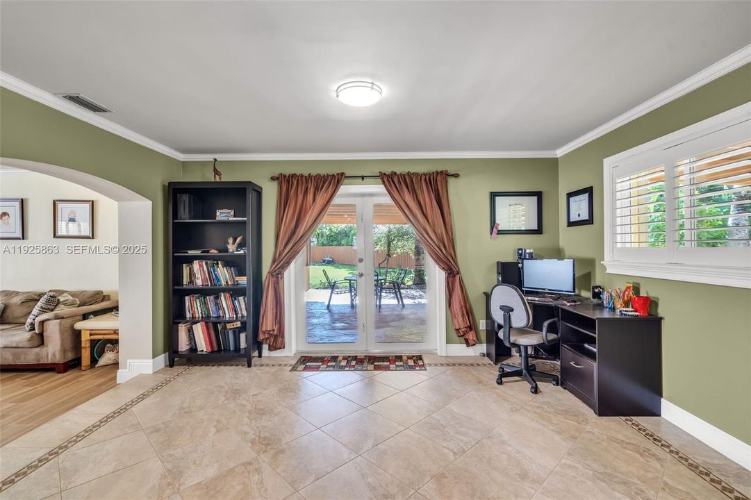 For Sale: $1,575,000 (4 beds, 3 baths, 3135 Square Feet)