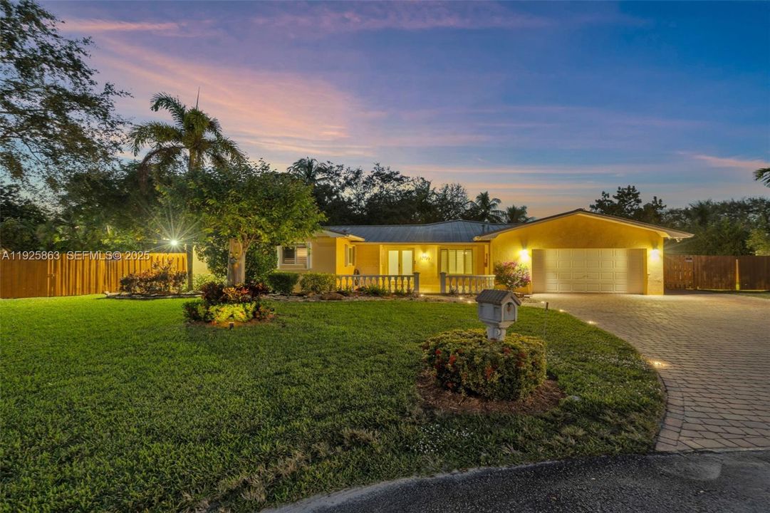 Active With Contract: $1,599,900 (4 beds, 3 baths, 3135 Square Feet)