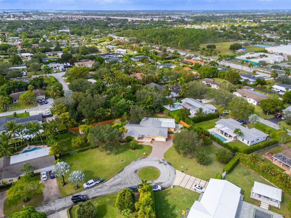 For Sale: $1,575,000 (4 beds, 3 baths, 3135 Square Feet)