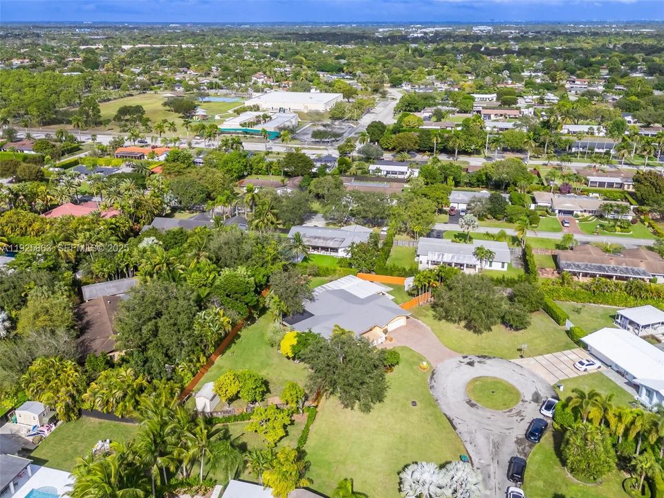 Active With Contract: $1,599,900 (4 beds, 3 baths, 3135 Square Feet)