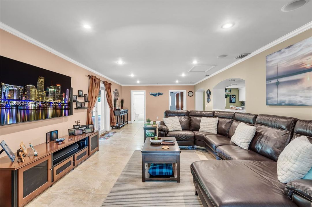 For Sale: $1,575,000 (4 beds, 3 baths, 3135 Square Feet)