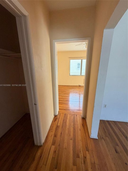 В аренду: $1,525 (1 спален, 1 ванн, 750 Квадратных фут)