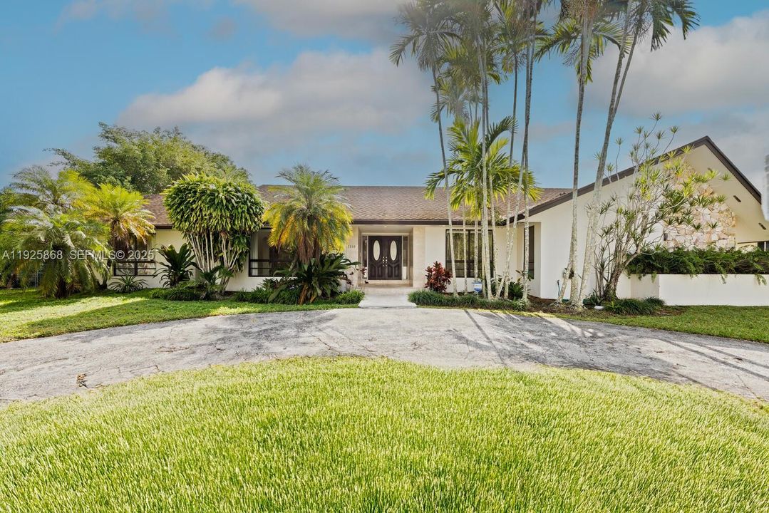 For Rent: $5,000 (4 beds, 3 baths, 3075 Square Feet)