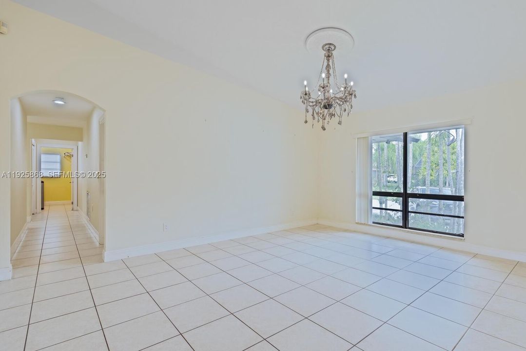 For Rent: $5,000 (4 beds, 3 baths, 3075 Square Feet)