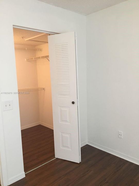For Rent: $1,699 (1 beds, 1 baths, 537 Square Feet)