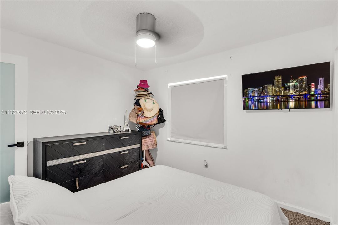 For Sale: $699,000 (3 beds, 2 baths, 1615 Square Feet)